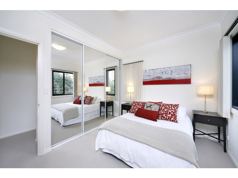 2/17-21 Clements Parade, Kirrawee NSW 2232