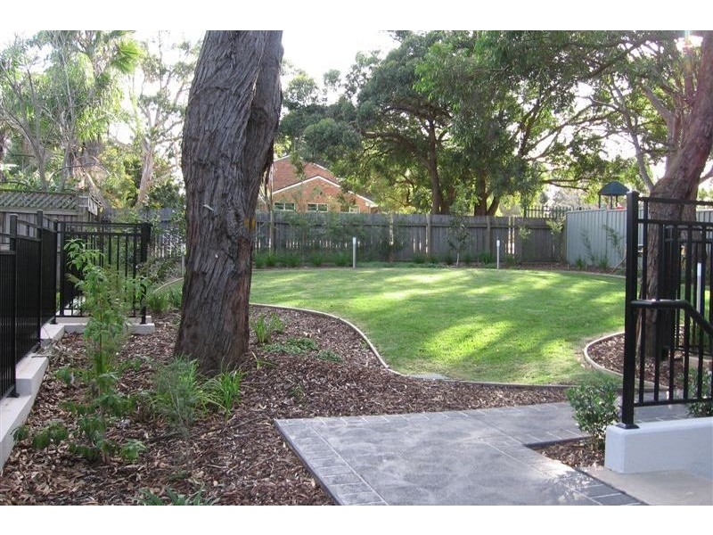 2/17-21 Clements Parade, Kirrawee NSW 2232