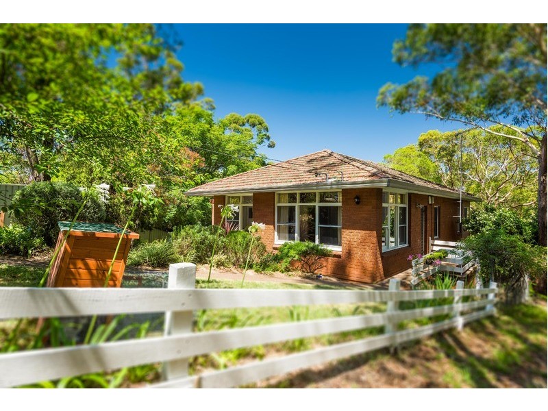 16 Carol Avenue, Jannali NSW 2226