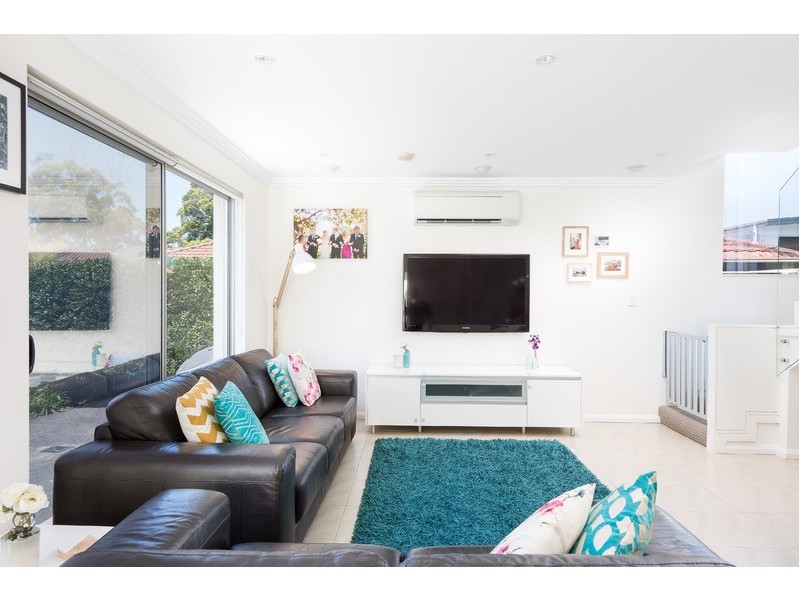 2/324-326 Port Hacking Road, Miranda NSW 2228