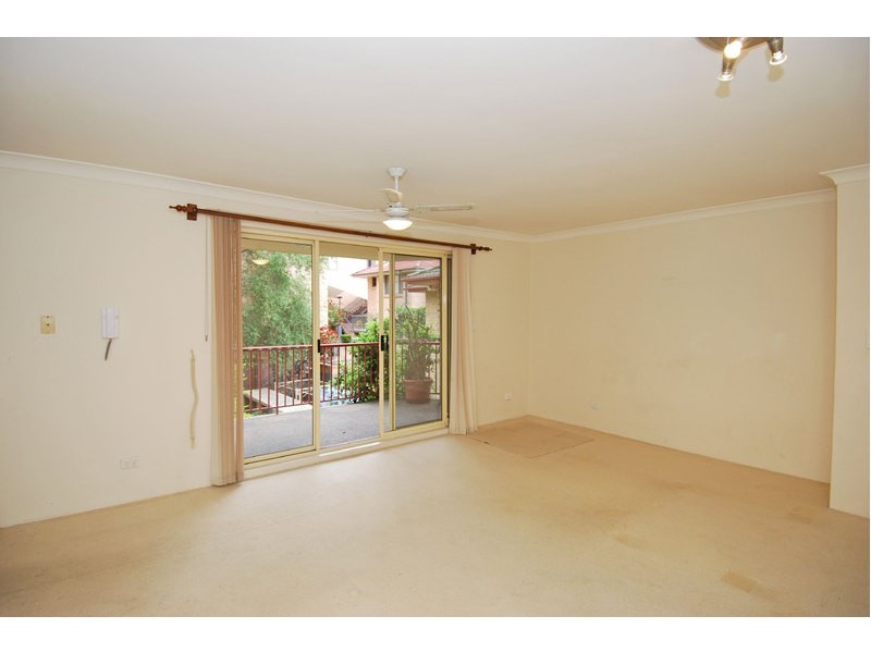 8/67 Eton Street, Sutherland NSW 2232