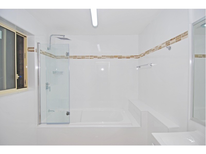 6a Garfield Avenue, Bonnet Bay NSW 2226