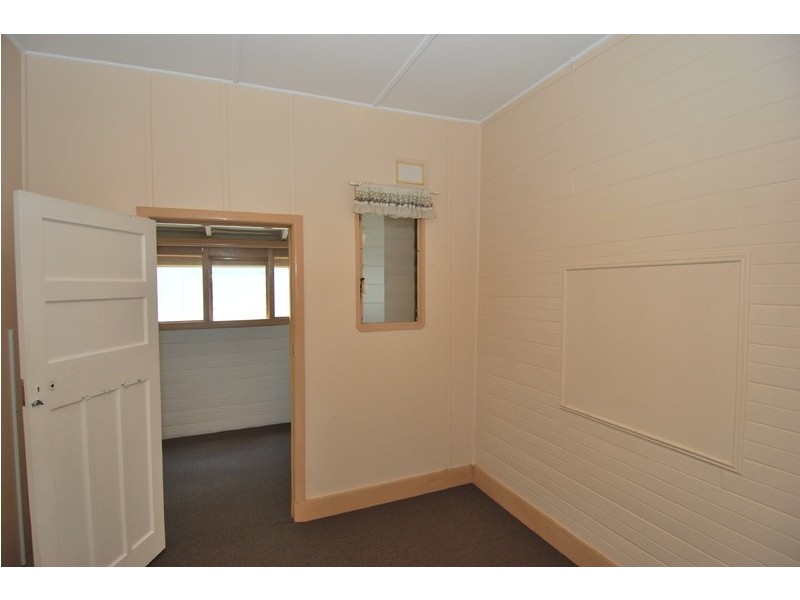 128 Linden Street, Sutherland NSW 2232