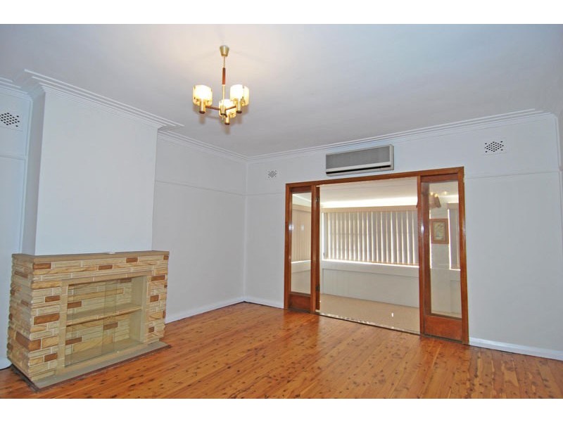 4 Fifth Avenue, Jannali NSW 2226