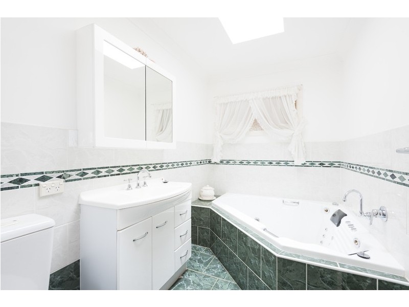 104 Thurlgona Road, Engadine NSW 2233