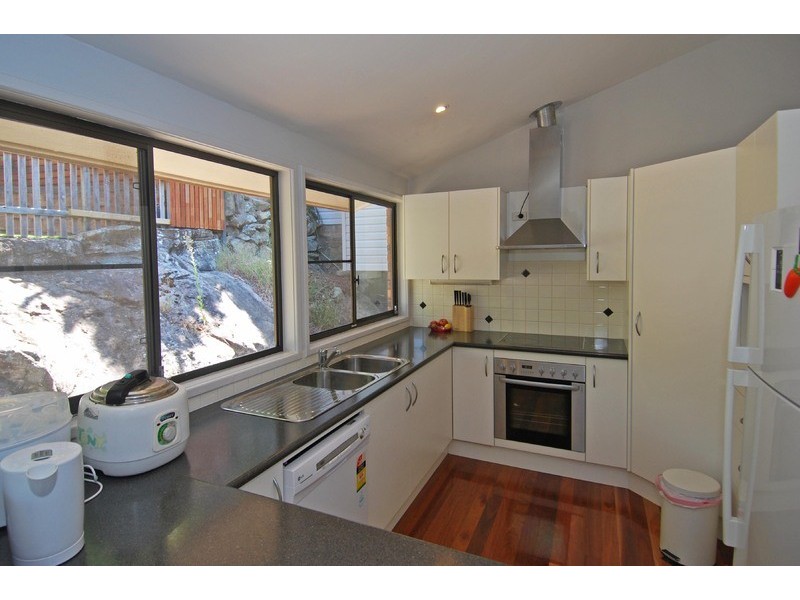 16 Upper Washington Drive, Bonnet Bay NSW 2226