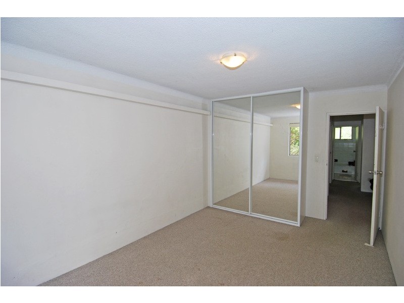 13/76 Glencoe Street, Sutherland NSW 2232
