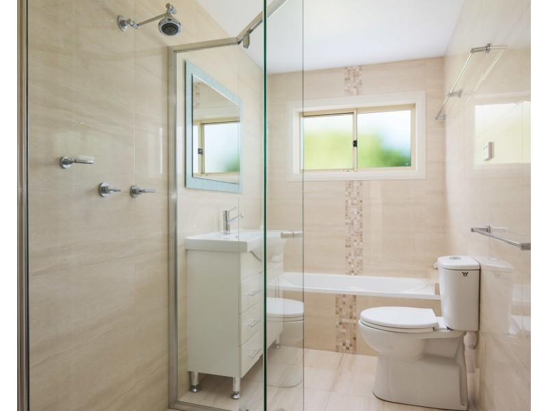 7 Lincoln Crescent, Bonnet Bay NSW 2226