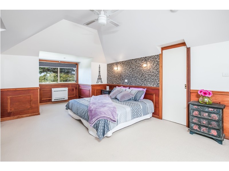 11 Drummond Road, Oyster Bay NSW 2225