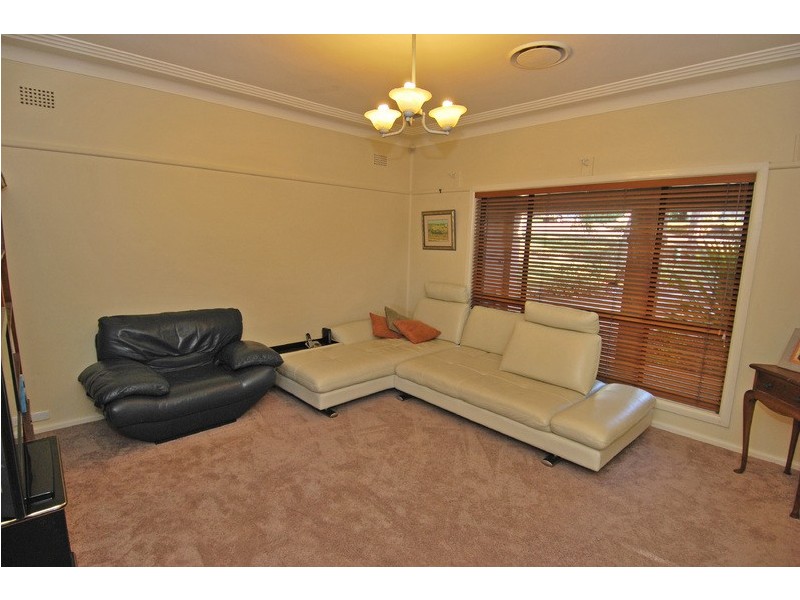 2 Loves Avenue, Oyster Bay NSW 2225