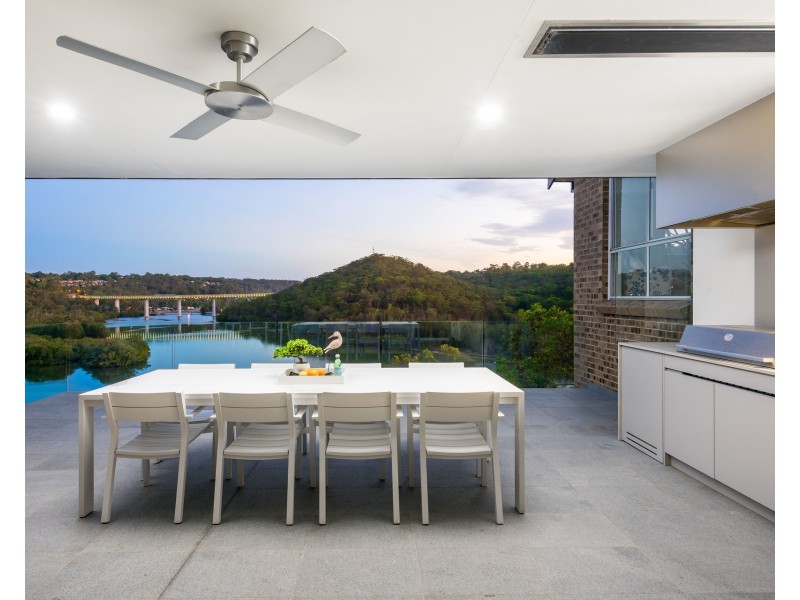 186 Washington Drive, Bonnet Bay NSW 2226
