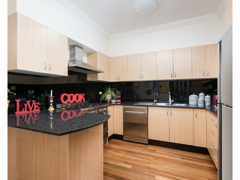 2/20 Melrose Avenue, Sylvania NSW 2224