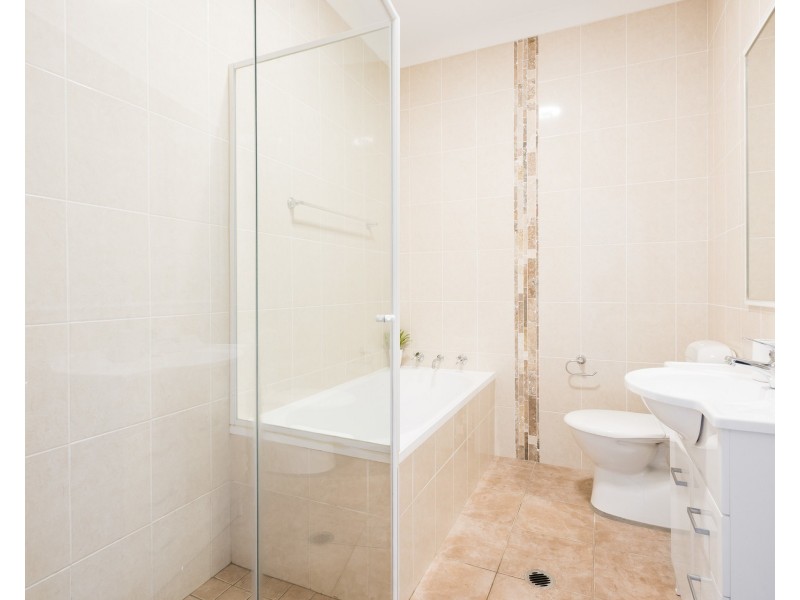 8/17-21 Clements Parade, Kirrawee NSW 2232