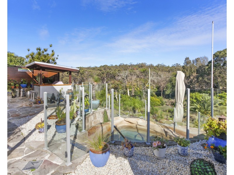 14 Pollard Place, Kirrawee NSW 2232