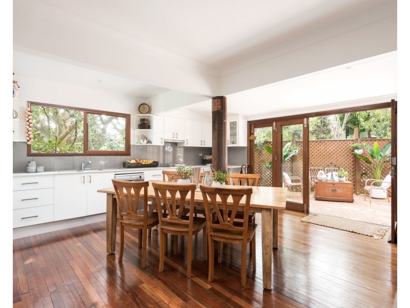 96 Woronora Crescent, Como NSW 2226