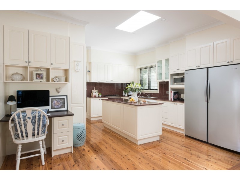 48 Warraba Street, Como NSW 2226