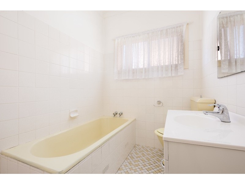 123 Wattle Road, Jannali NSW 2226