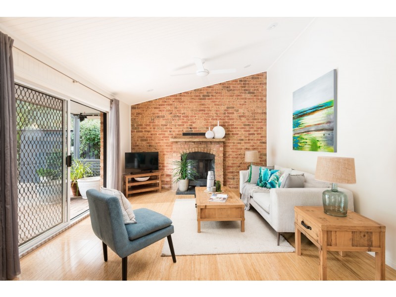 102 Bundanoon Road, Woronora Heights NSW 2233