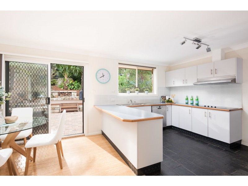 102 Bundanoon Road, Woronora Heights NSW 2233