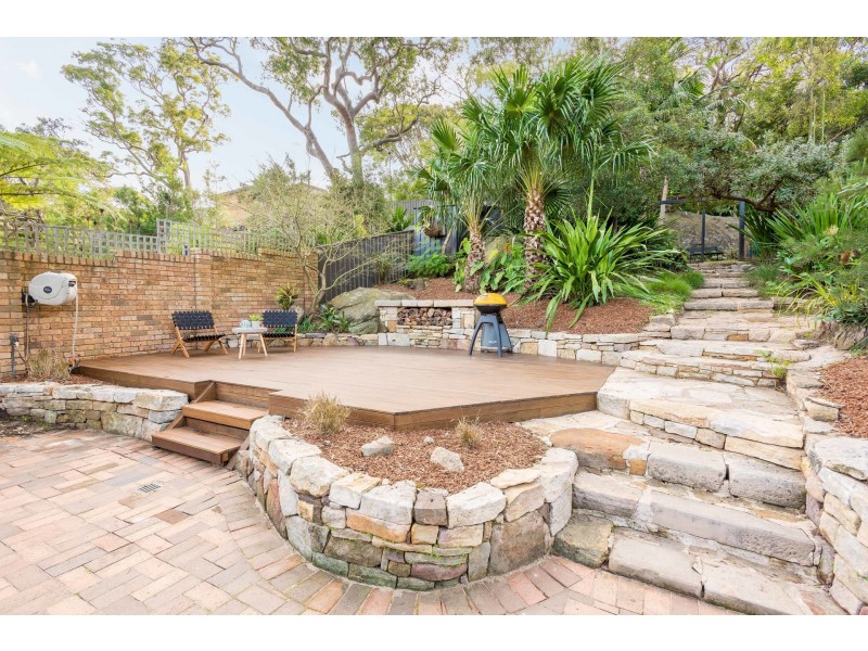 102 Bundanoon Road, Woronora Heights NSW 2233