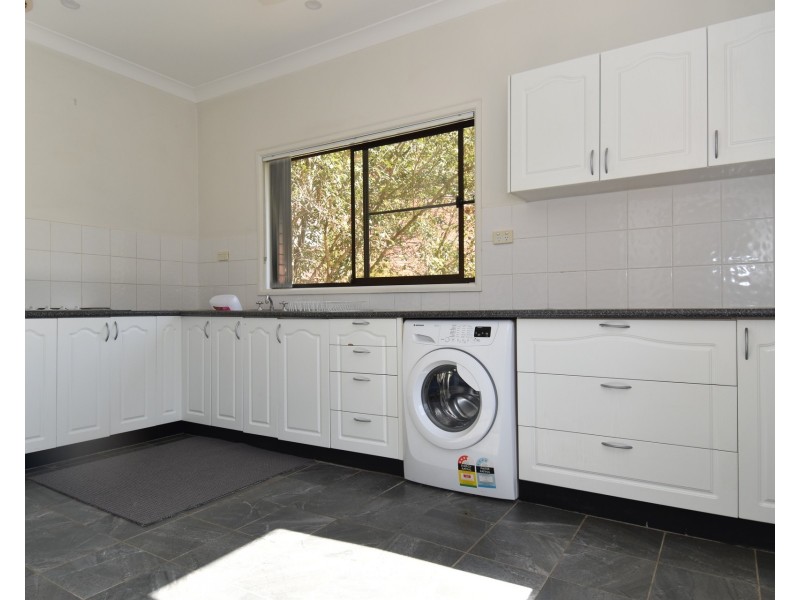 10 Tivoli Esplanade, Como NSW 2226