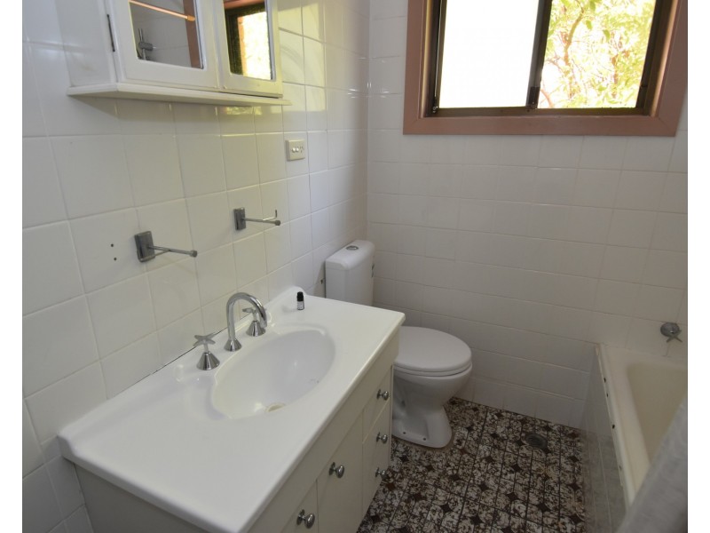 10 Tivoli Esplanade, Como NSW 2226