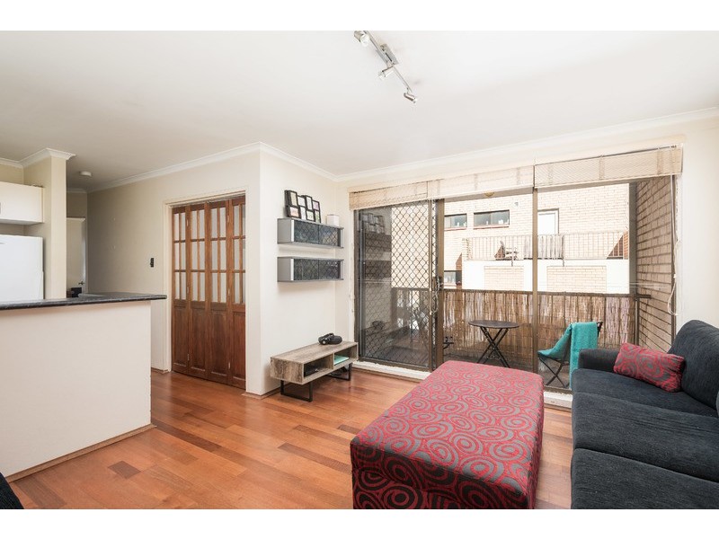 13/53 Auburn Street, Sutherland NSW 2232