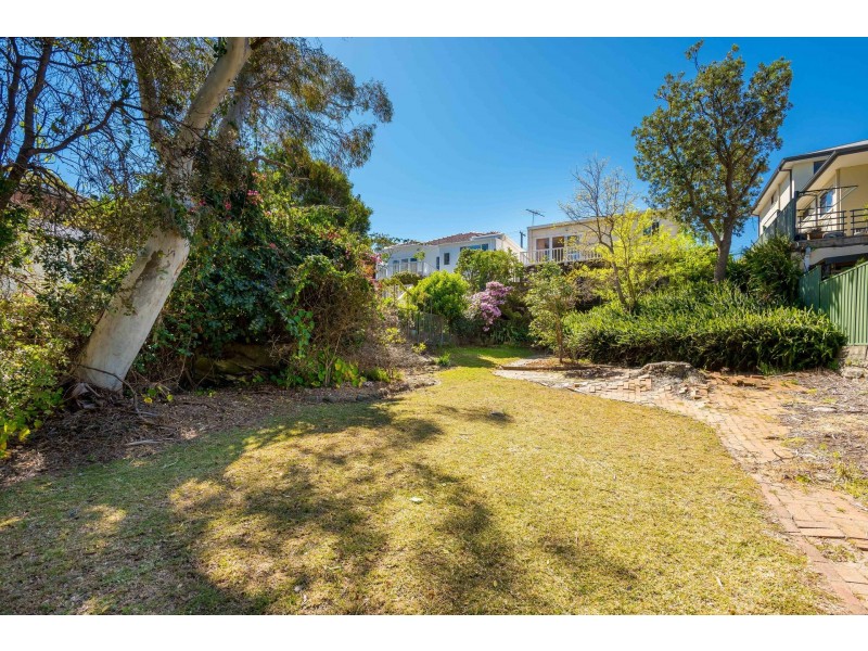 12 Bulumin Street, Como NSW 2226