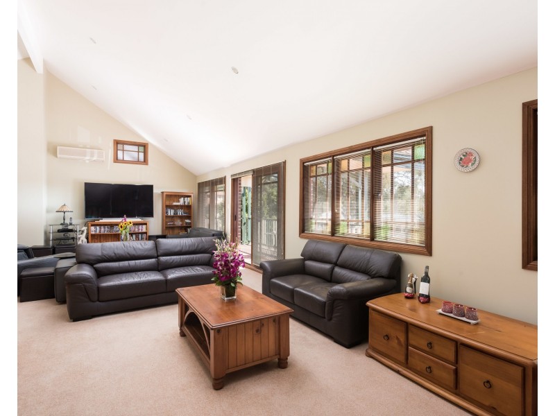 3 Lowry Place, Woronora Heights NSW 2233
