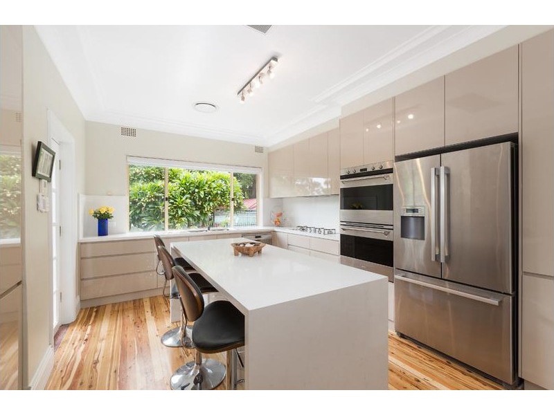 16 Bunarba Road, Gymea Bay NSW 2227