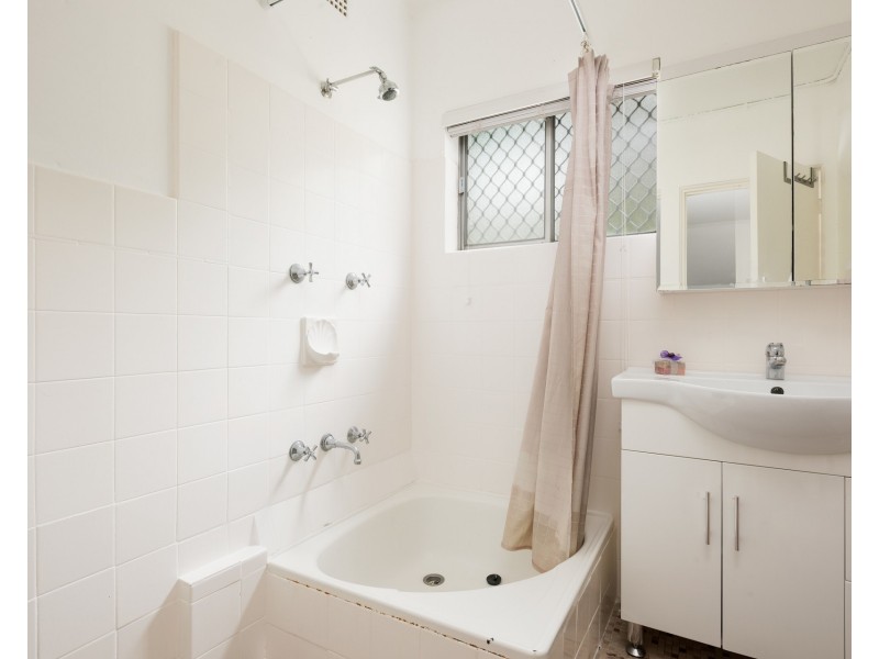 2/17 Oxley Avenue, Jannali NSW 2226