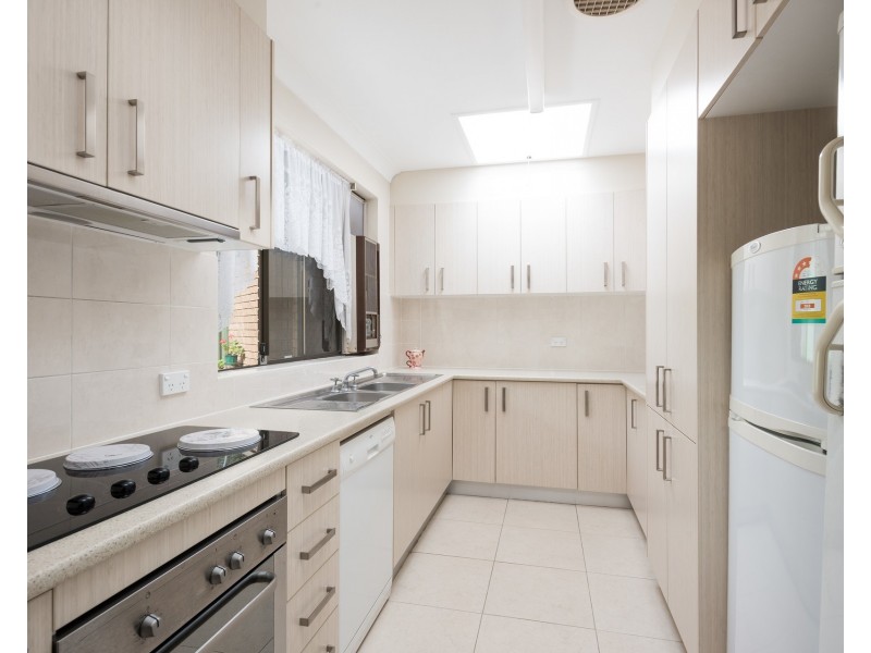 1/20-22 Toronto Parade, Sutherland NSW 2232