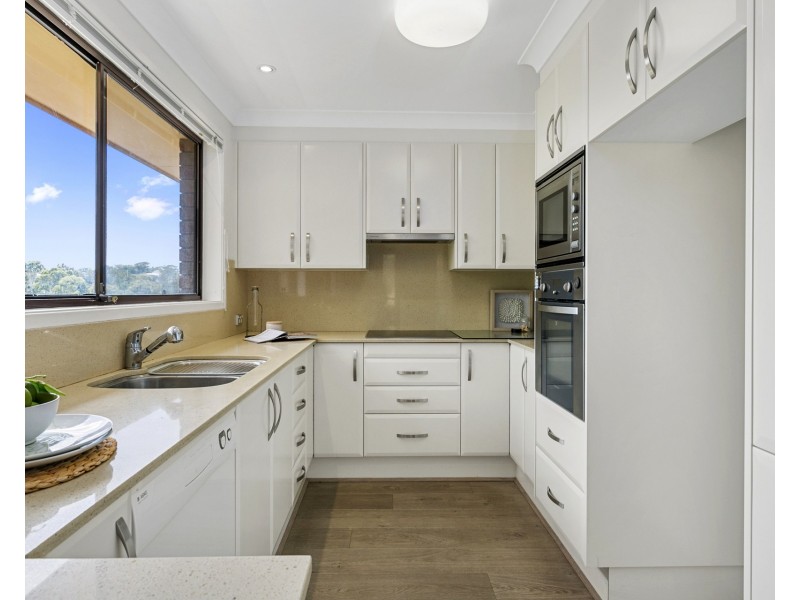 2/17 Binya Place, Como NSW 2226