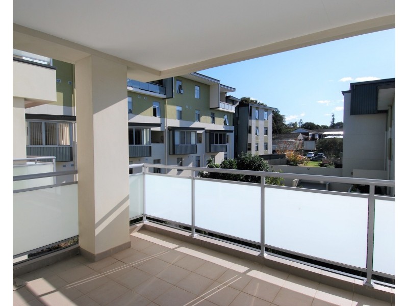 302/53 Merton Street, Sutherland NSW 2232