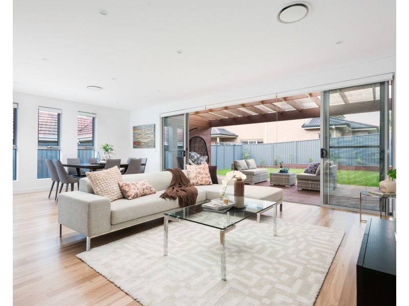 16 Mitchell Avenue, Jannali NSW 2226