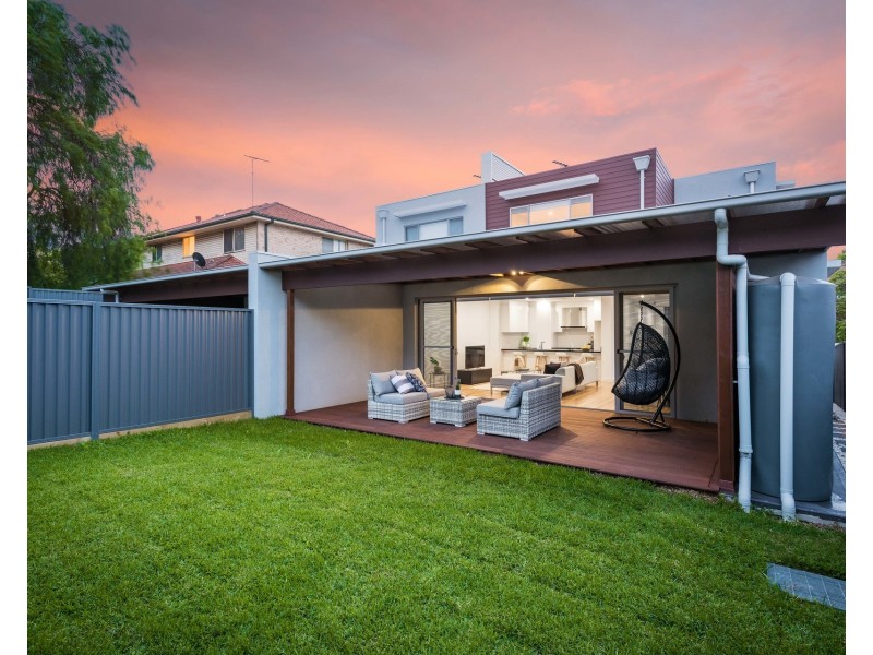 16 Mitchell Avenue, Jannali NSW 2226