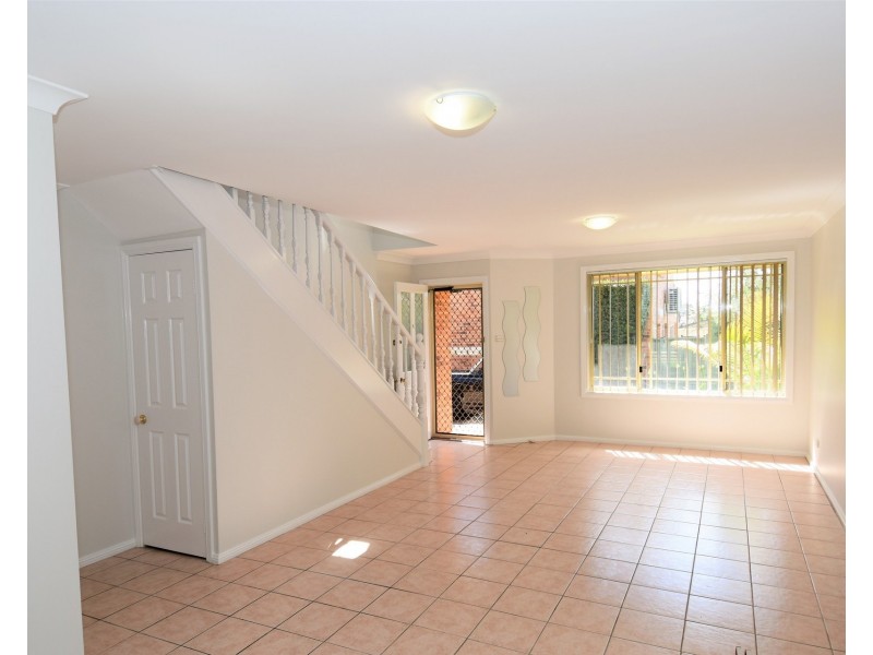 4/23 Langdale Avenue, Revesby NSW 2212