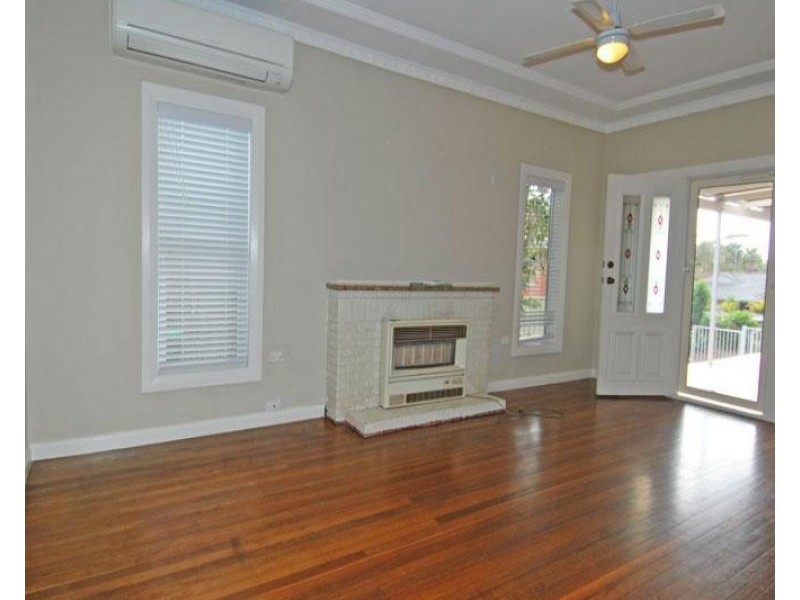 128 Waratah Street, Sutherland NSW 2232