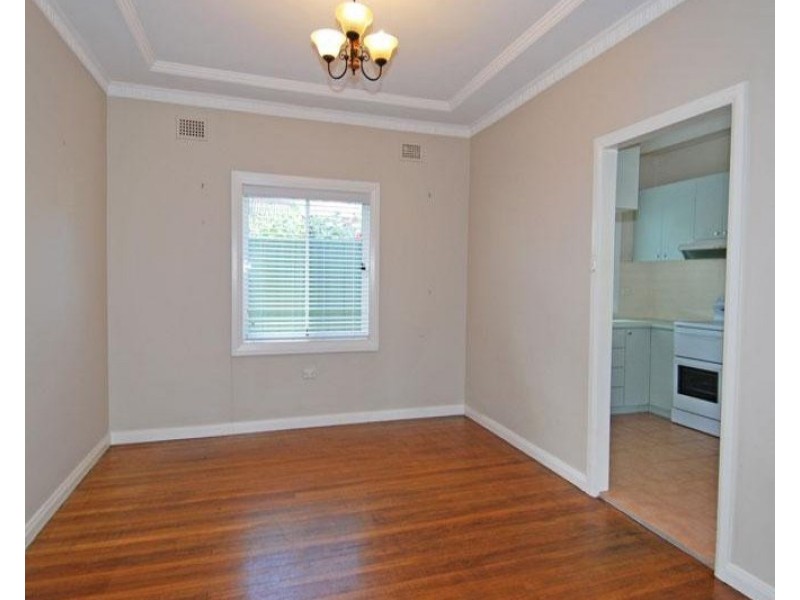 128 Waratah Street, Sutherland NSW 2232