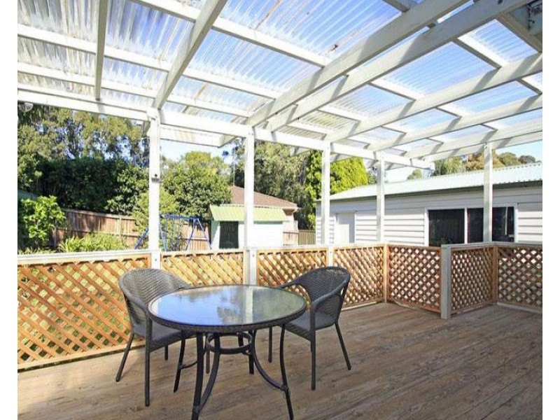 128 Waratah Street, Sutherland NSW 2232