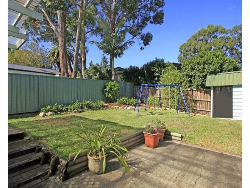 128 Waratah Street, Sutherland NSW 2232