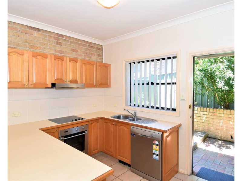 8/146 Waratah Street, Sutherland NSW 2232