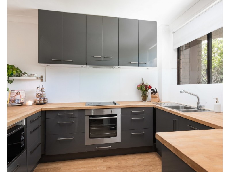 1/602 Princes Highway, Kirrawee NSW 2232