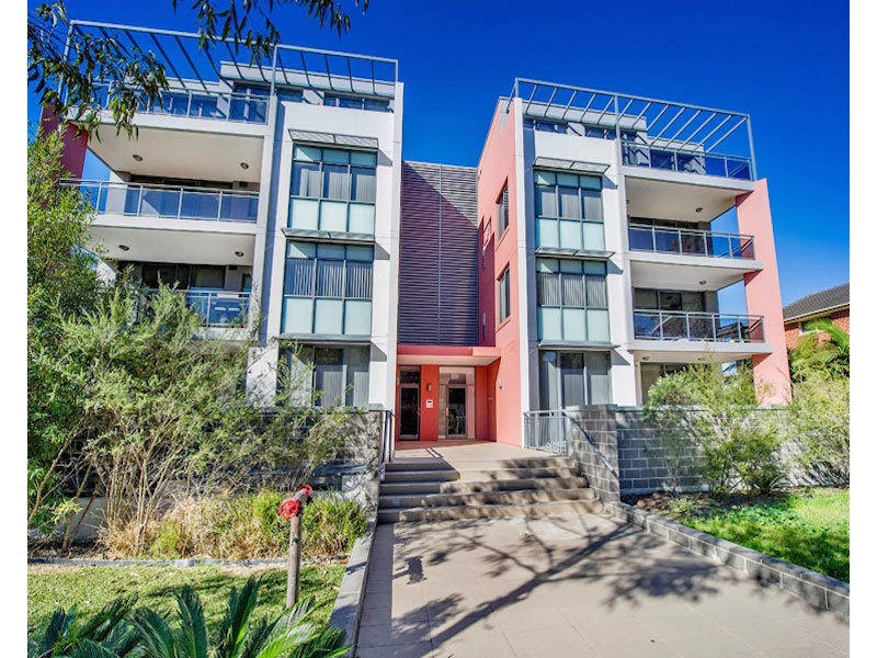 13/11-15 Gray Street, Sutherland NSW 2232