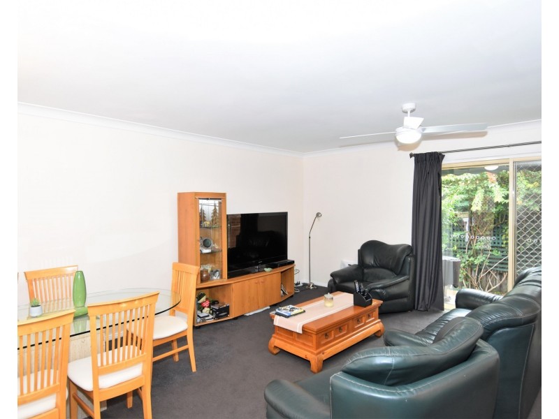 2/26 Oakwood Street, Sutherland NSW 2232