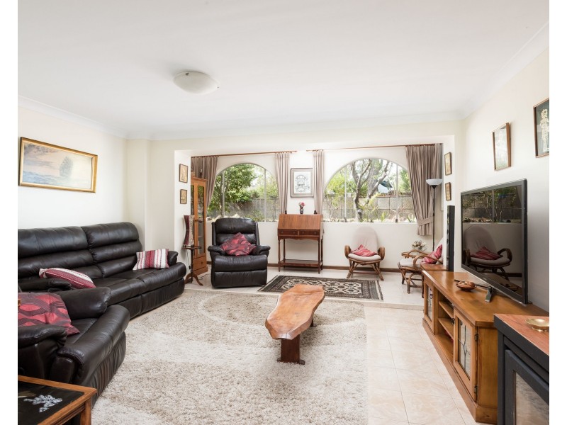 5 Inverness Place, Kareela NSW 2232