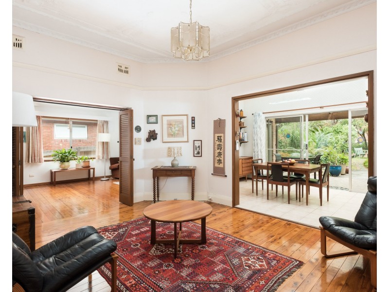 5 Erang Street, Carss Park NSW 2221