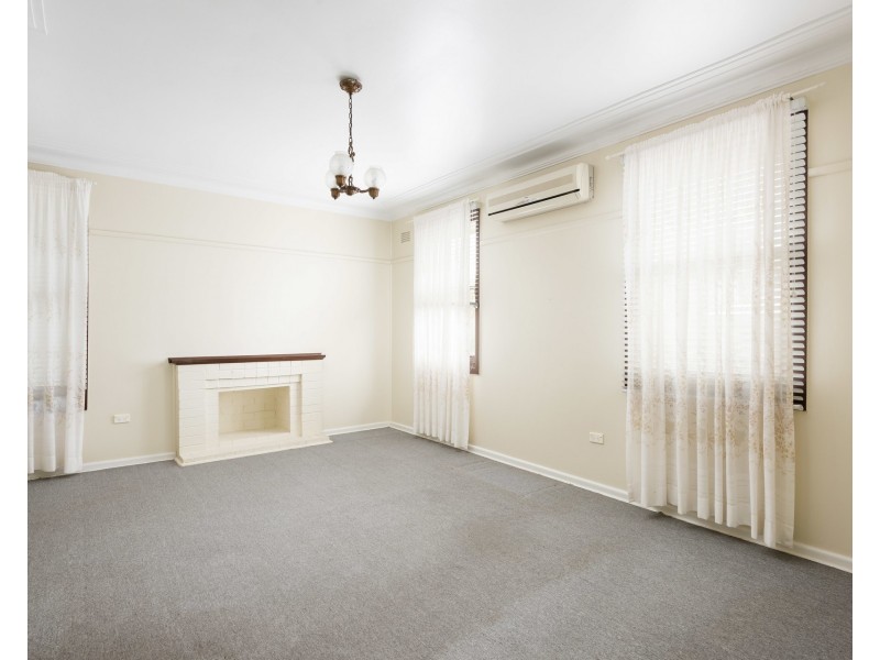 2 Talara Road, Gymea NSW 2227