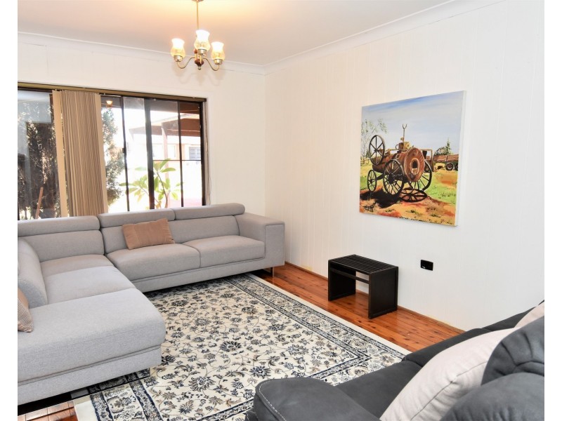 61 Cooriengah Heights Road, Engadine NSW 2233