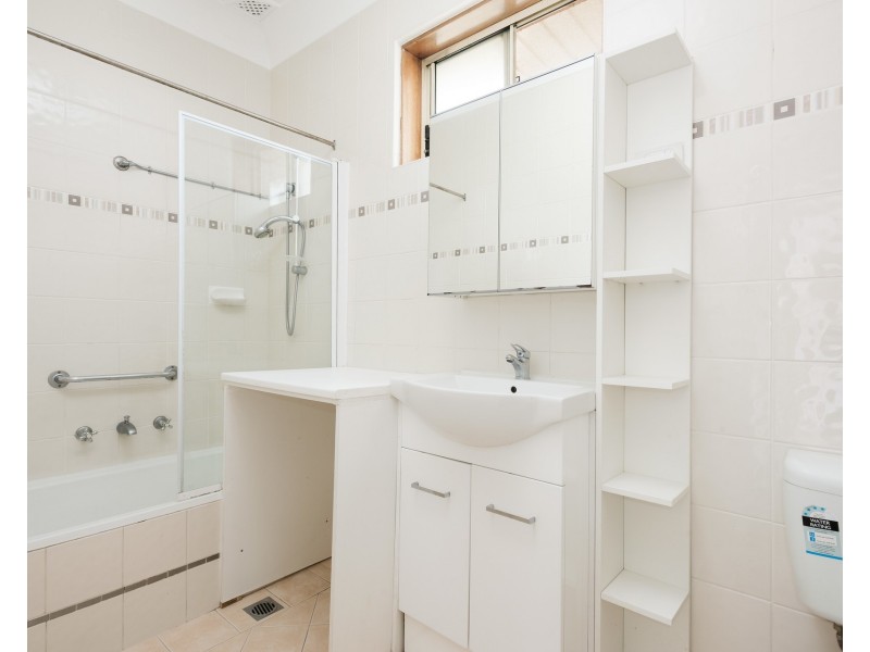 4/2 Oxley Avenue, Jannali NSW 2226